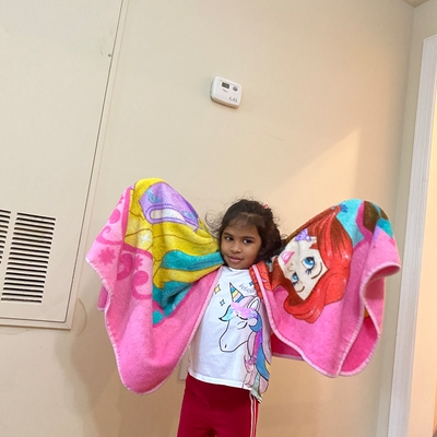 customer photo of Beanstalk.co Shanaya is trying to fly