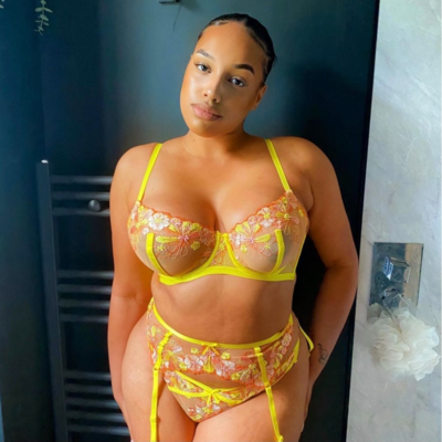 customer photo of Love, Vera customer photo of Love, Vera