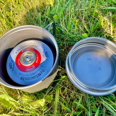 BOT XL nesting 8 oz fuel canister BOT XL nesting 8 oz fuel canister