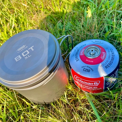 BOT XL / 8 oz fuel canister BOT XL / 8 oz fuel canister