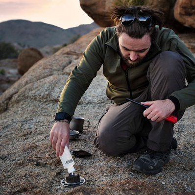 fueling up the decagon stove